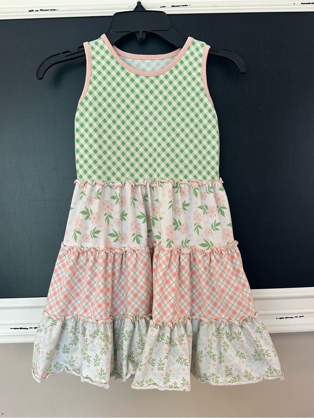 Serendipity Girls' Green & Pink Tiered Floral Gingham Twirl Dress. Sz 5/6
